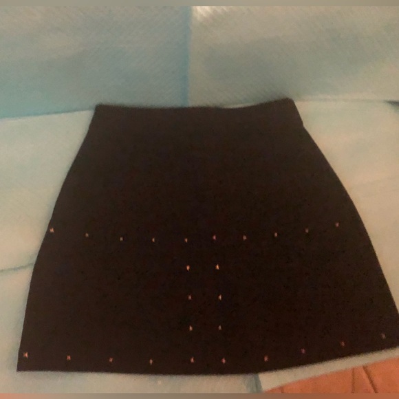 ZARA WOMEN BEAUTIFUL STUDDED MINI SKIRT SMALL - Picture 8 of 10